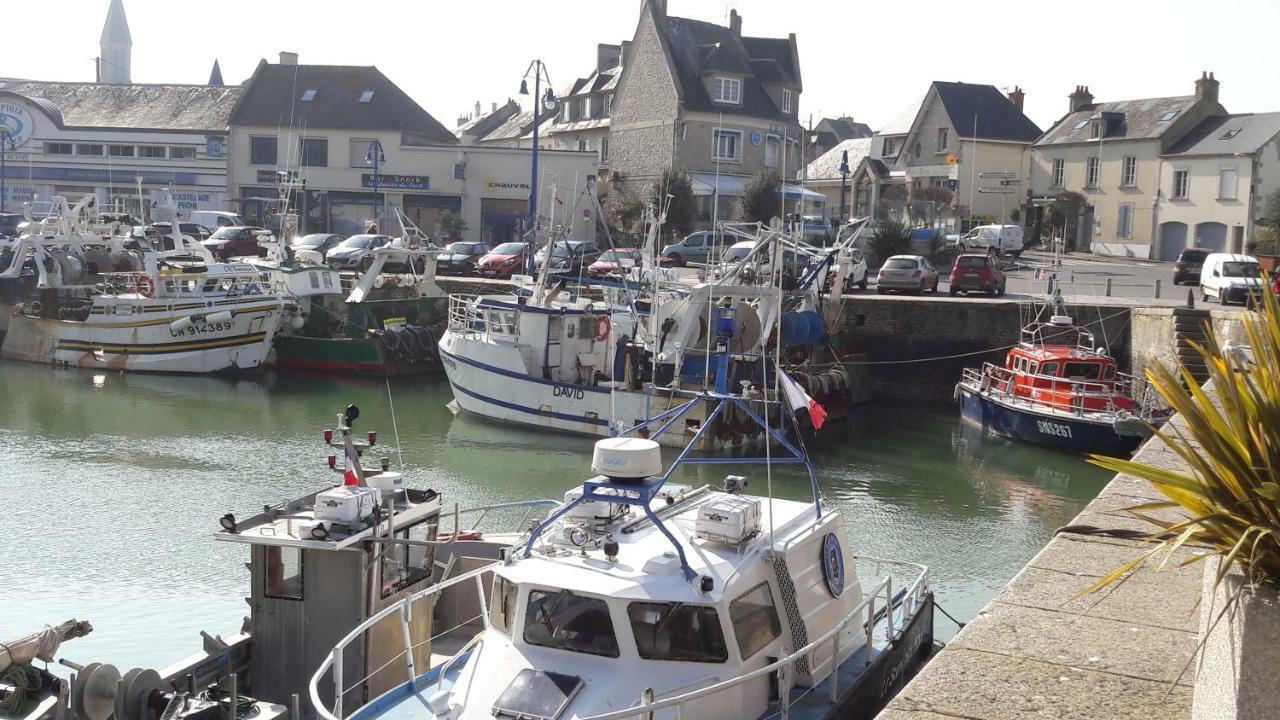 La Maison Du Postier Port-en-Bessin-Huppain Exterior photo